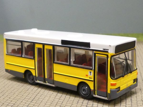 1/87 Brekina MB O 402 BVG 52279